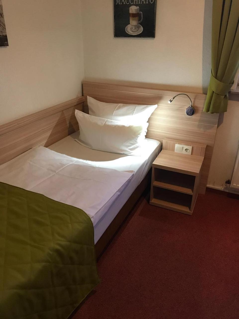 City Hotel 利普施塔特 外观 照片